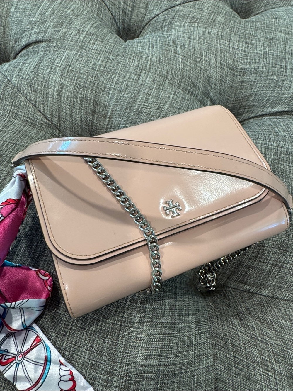 Tory Burch Bag Emerson Pink Patent Leather Chain Shoulder Bag - Picture 15 of 17